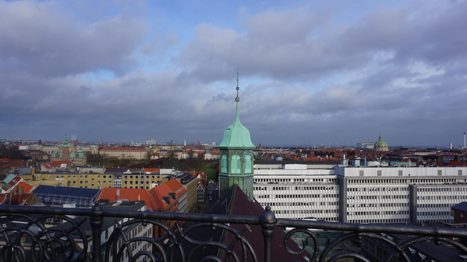 27537377_10213312767246196_16867159_o