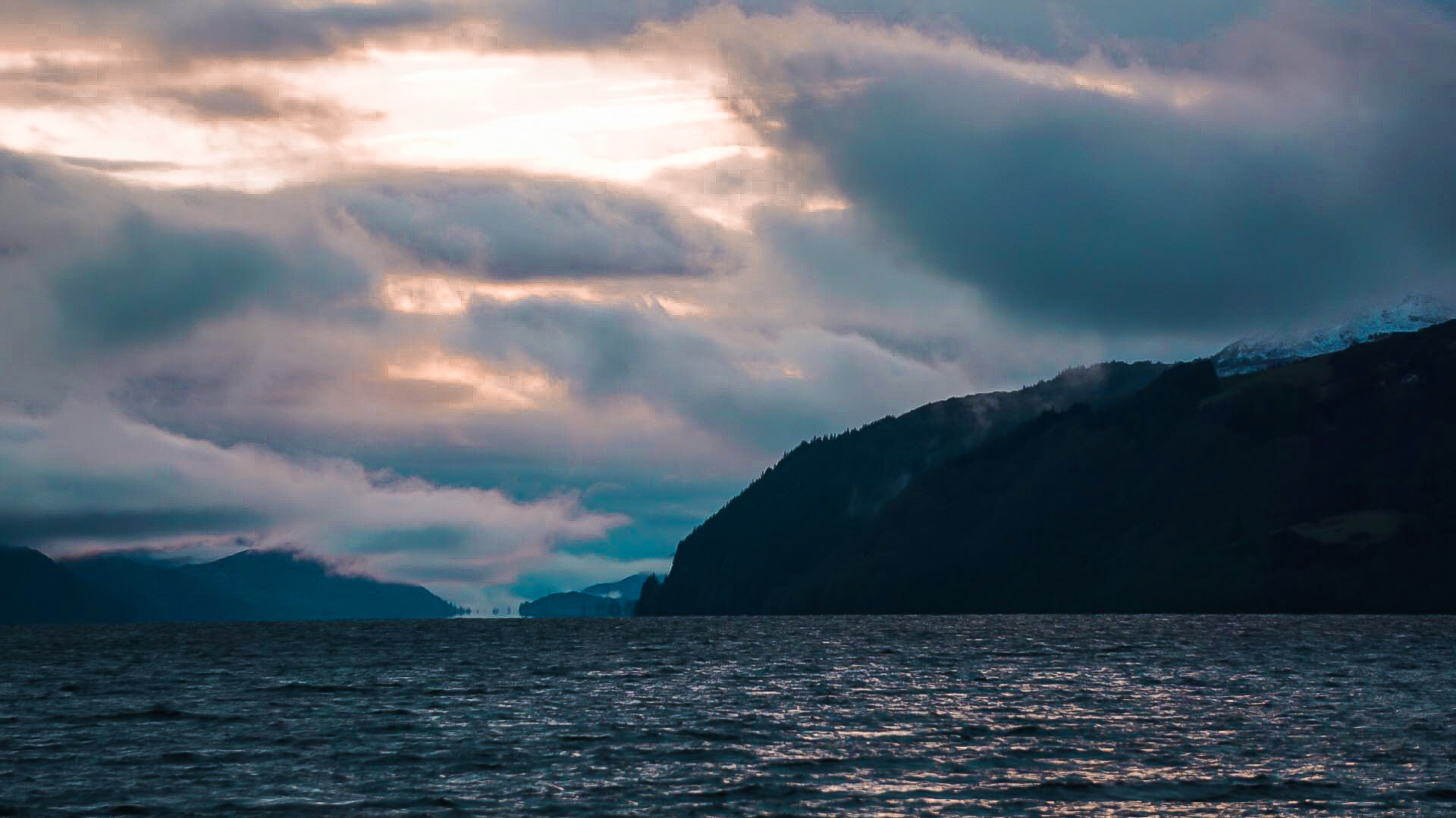 48359285_606264559826235_3514418266250412032_n-2