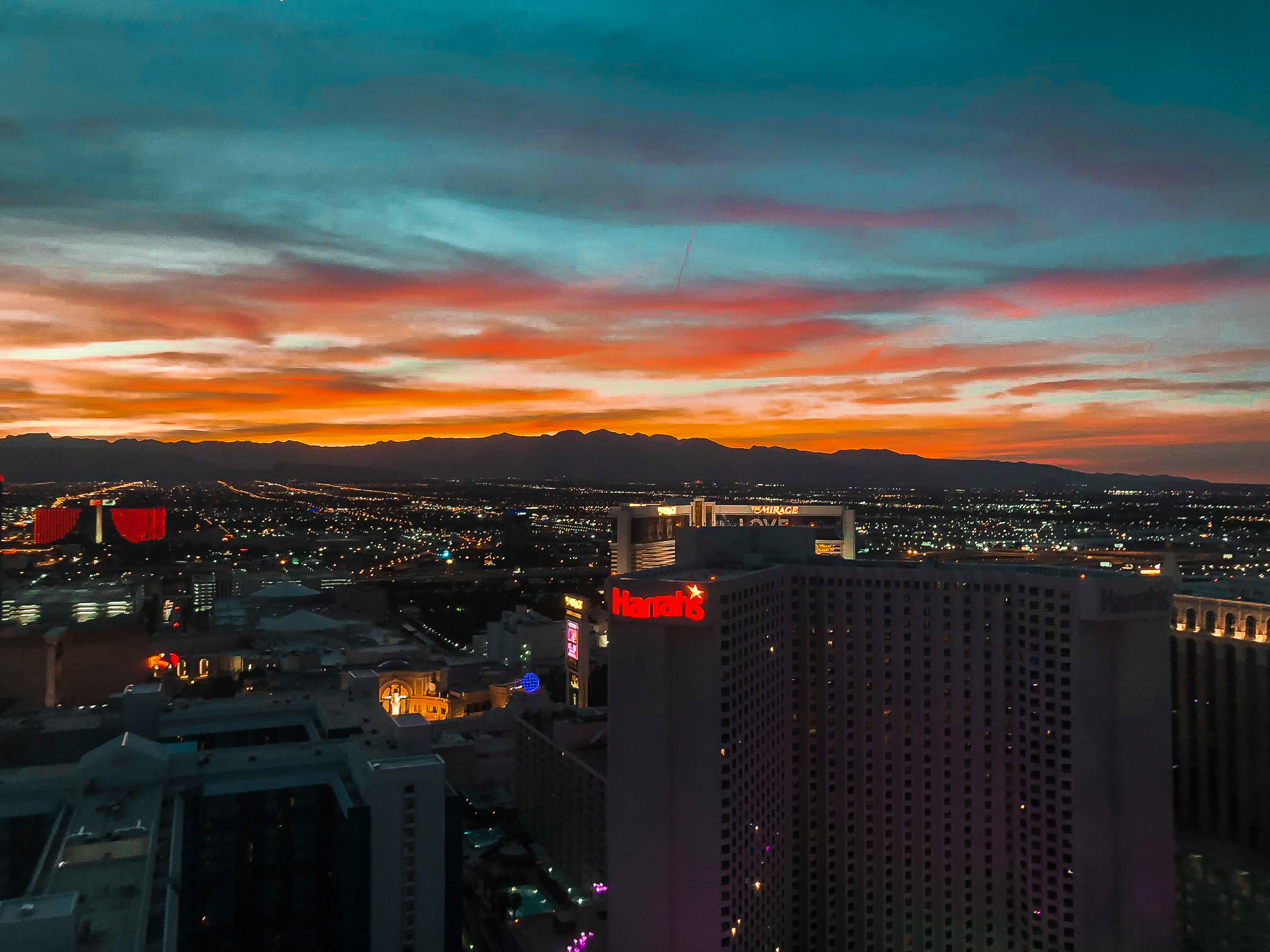 48413434_1859657477476381_7153565161620504576_n-2